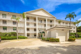 3526 Whitehall Drive 302, West Palm Beach, FL 33401