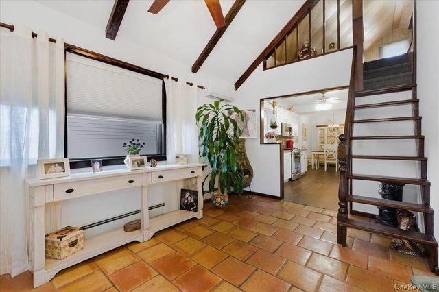 80 Newport Road, Island Park, NY 11558