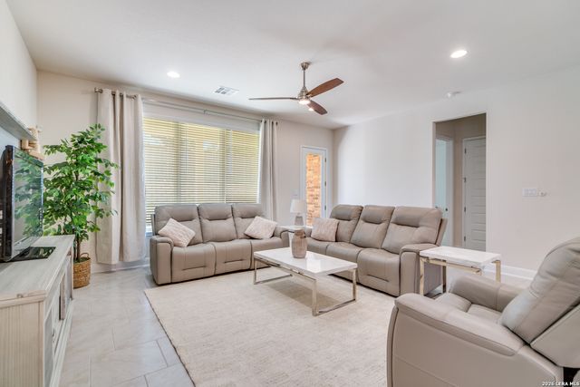 1114 Aidenbaum, San Antonio, TX 78260