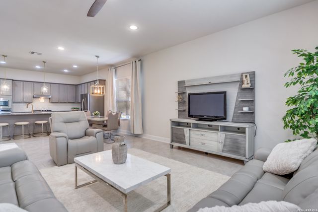 1114 Aidenbaum, San Antonio, TX 78260