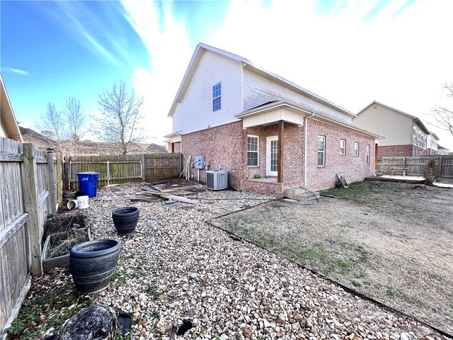 3100 SW Windrift Avenue, Bentonville, AR 72713