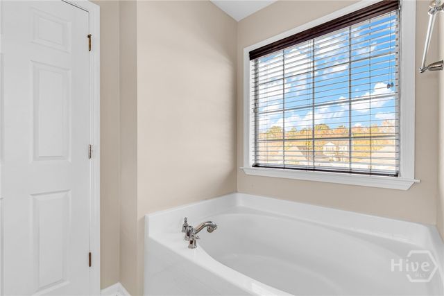 16 Bushwood Drive, Savannah, GA 31407