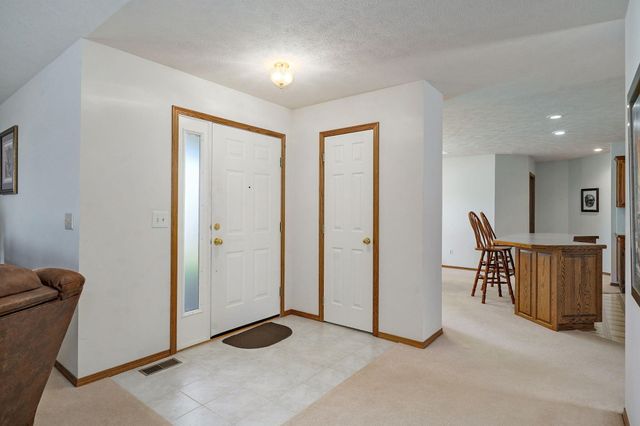 3556 S Swan Avenue, Springfield, MO 65807