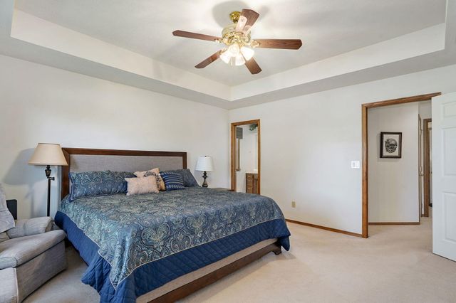 3556 S Swan Avenue, Springfield, MO 65807