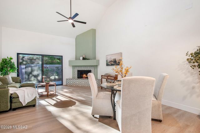 6119 N Black Bear Loop, Tucson, AZ 85750