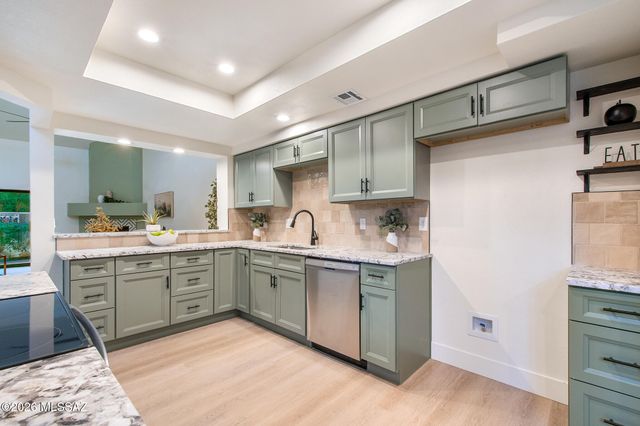 6119 N Black Bear Loop, Tucson, AZ 85750