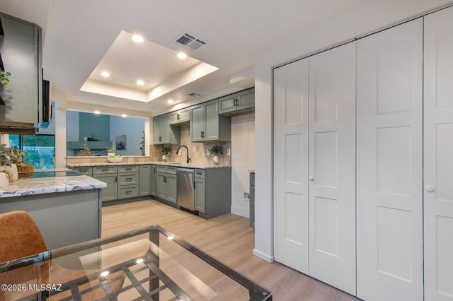 6119 N Black Bear Loop, Tucson, AZ 85750