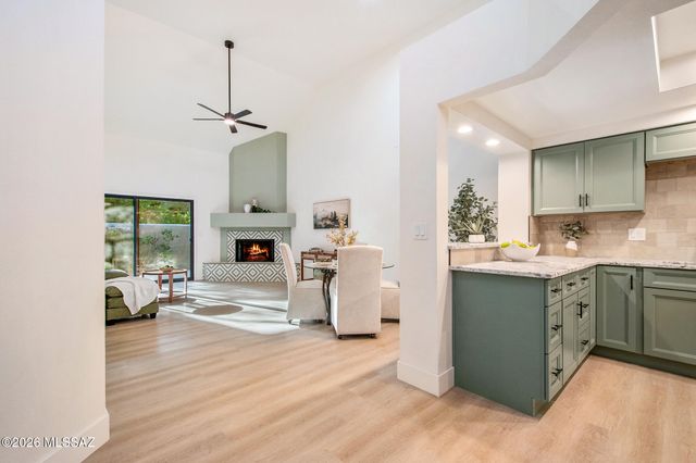 6119 N Black Bear Loop, Tucson, AZ 85750