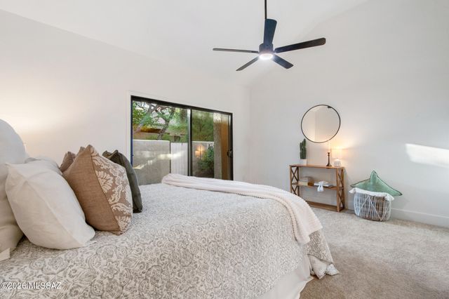 6119 N Black Bear Loop, Tucson, AZ 85750