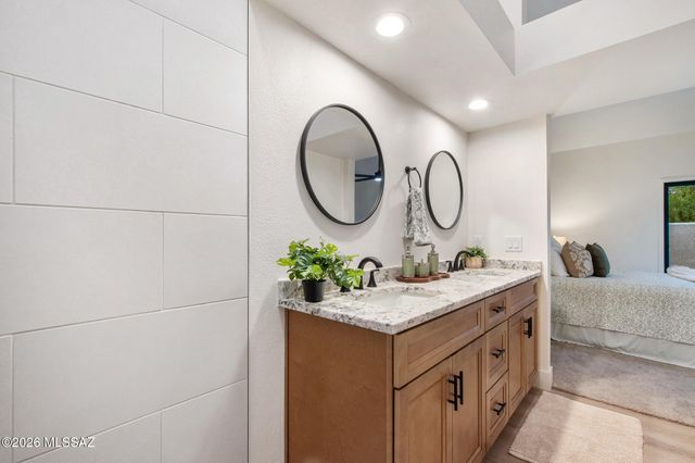 6119 N Black Bear Loop, Tucson, AZ 85750