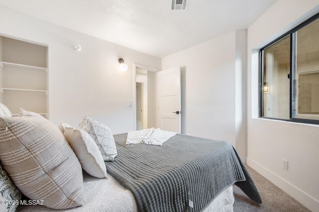 6119 N Black Bear Loop, Tucson, AZ 85750