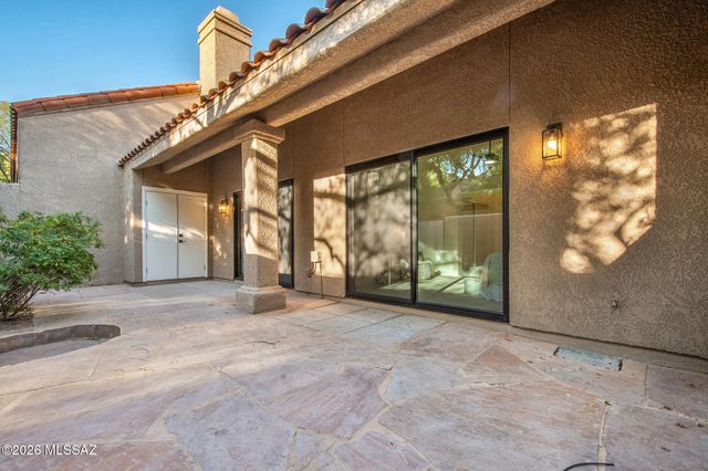 6119 N Black Bear Loop, Tucson, AZ 85750