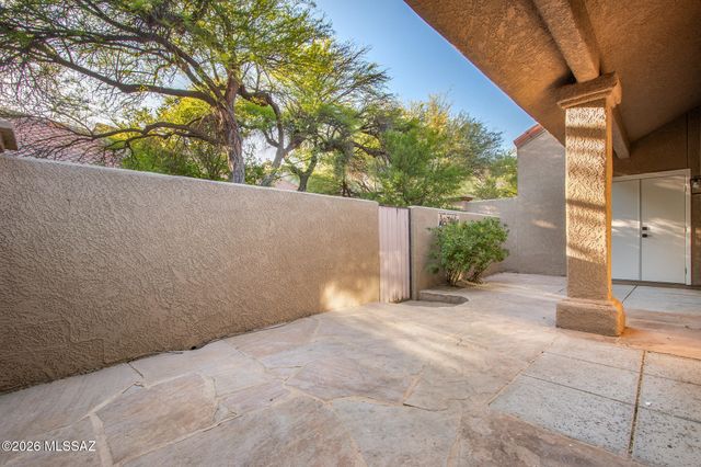 6119 N Black Bear Loop, Tucson, AZ 85750
