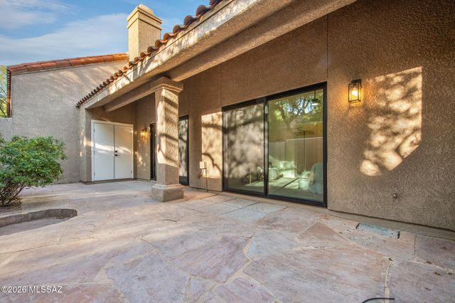 6119 N Black Bear Loop, Tucson, AZ 85750