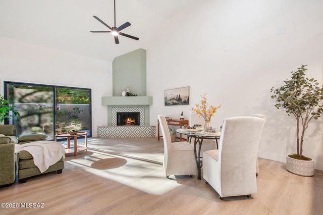 6119 N Black Bear Loop, Tucson, AZ 85750