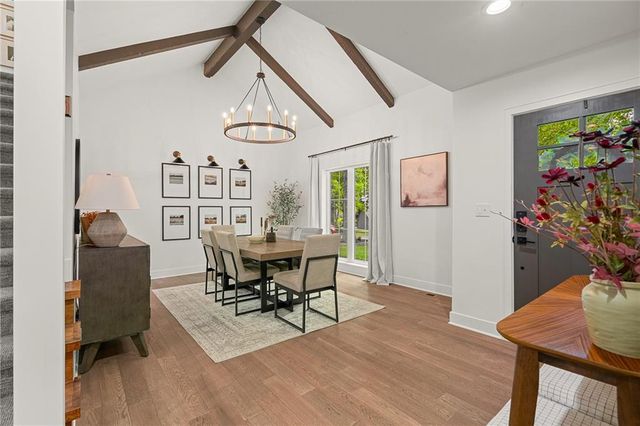 7205 W 101st Street, Overland Park, KS 66212