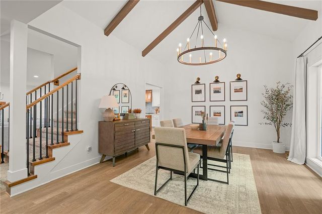 7205 W 101st Street, Overland Park, KS 66212