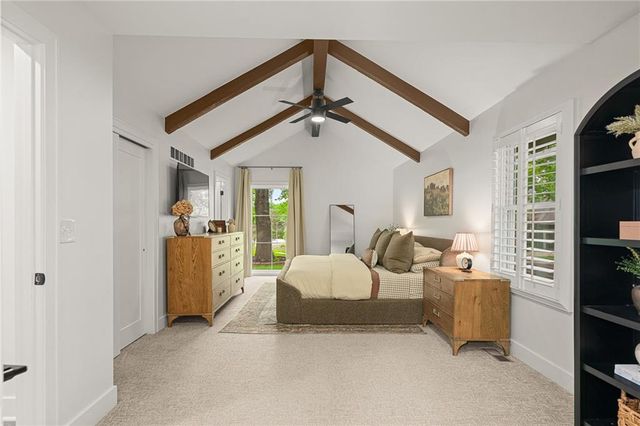 7205 W 101st Street, Overland Park, KS 66212