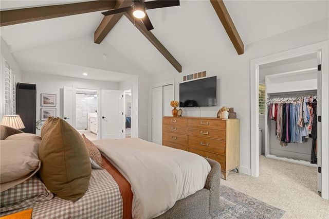 7205 W 101st Street, Overland Park, KS 66212