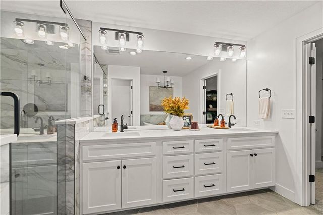 7205 W 101st Street, Overland Park, KS 66212