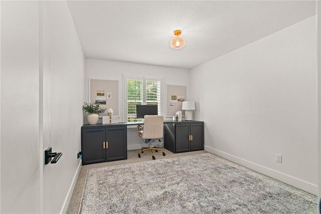 7205 W 101st Street, Overland Park, KS 66212