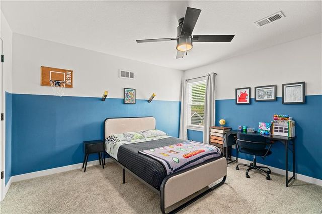 7205 W 101st Street, Overland Park, KS 66212