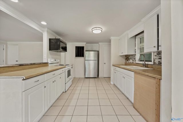 187 Drach Place, Huntsville, AL 35810