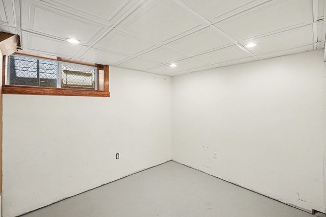 2411 Grand Street NE, Minneapolis, MN 55418