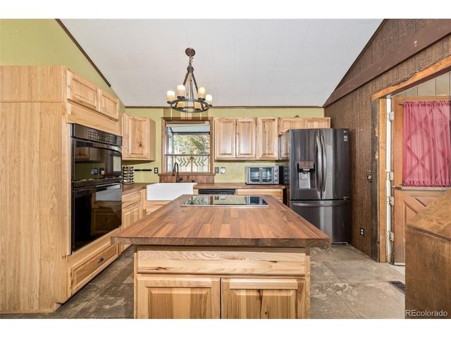 97 Hedges Cir, Sedalia, CO 80135