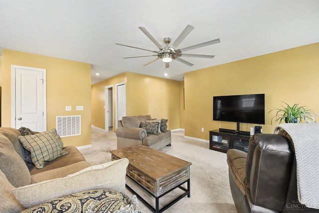 157 Wooded Ridge Drive, Batavia Twp, OH 45102