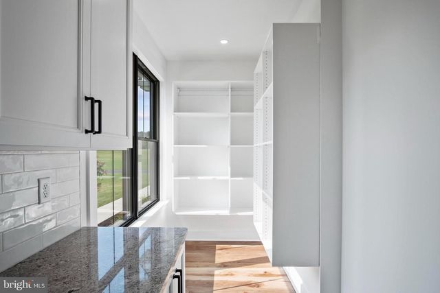 68 N DICKINSON SCHOOL RD, Carlisle, PA 17015