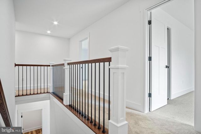 68 N DICKINSON SCHOOL RD, Carlisle, PA 17015