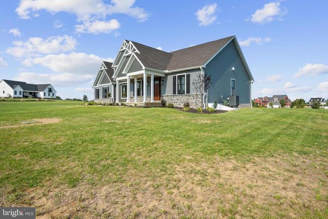 68 N DICKINSON SCHOOL RD, Carlisle, PA 17015