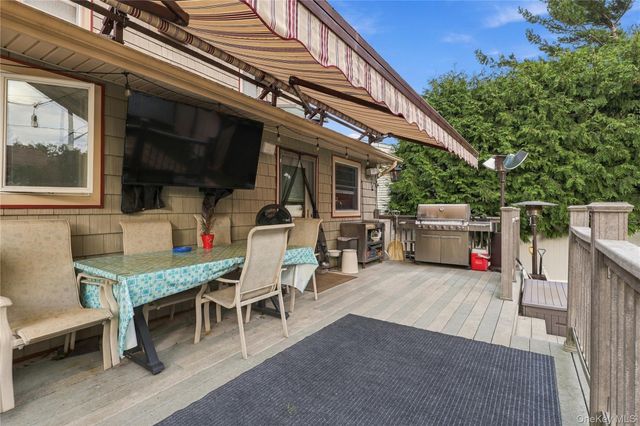 471 Pearl Street, Oceanside, NY 11572