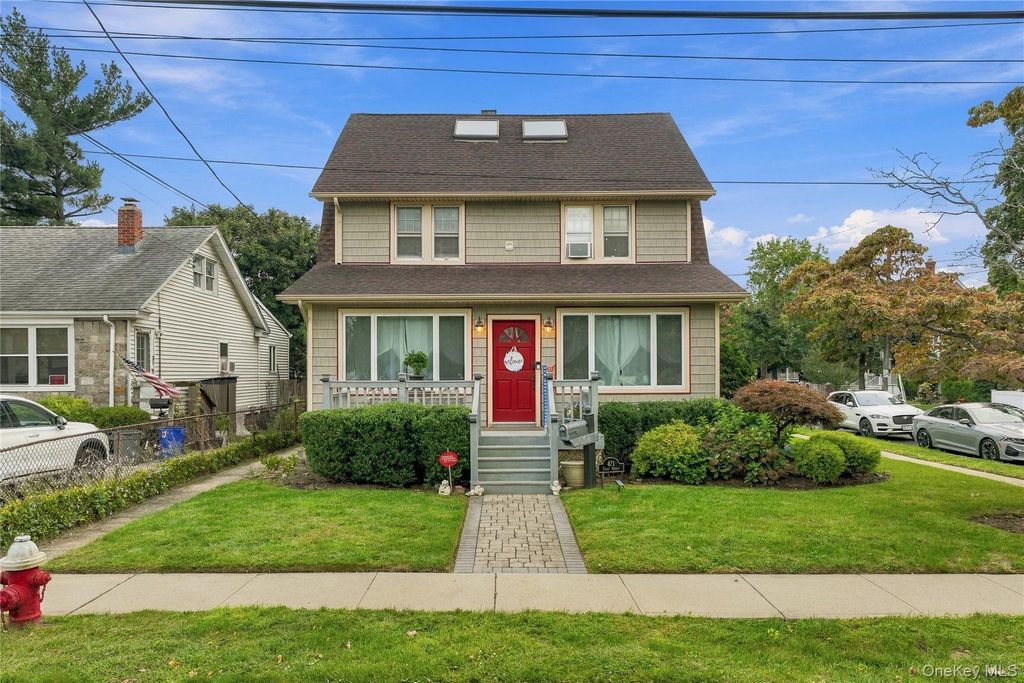 471 Pearl Street, Oceanside, NY 11572 — exterior