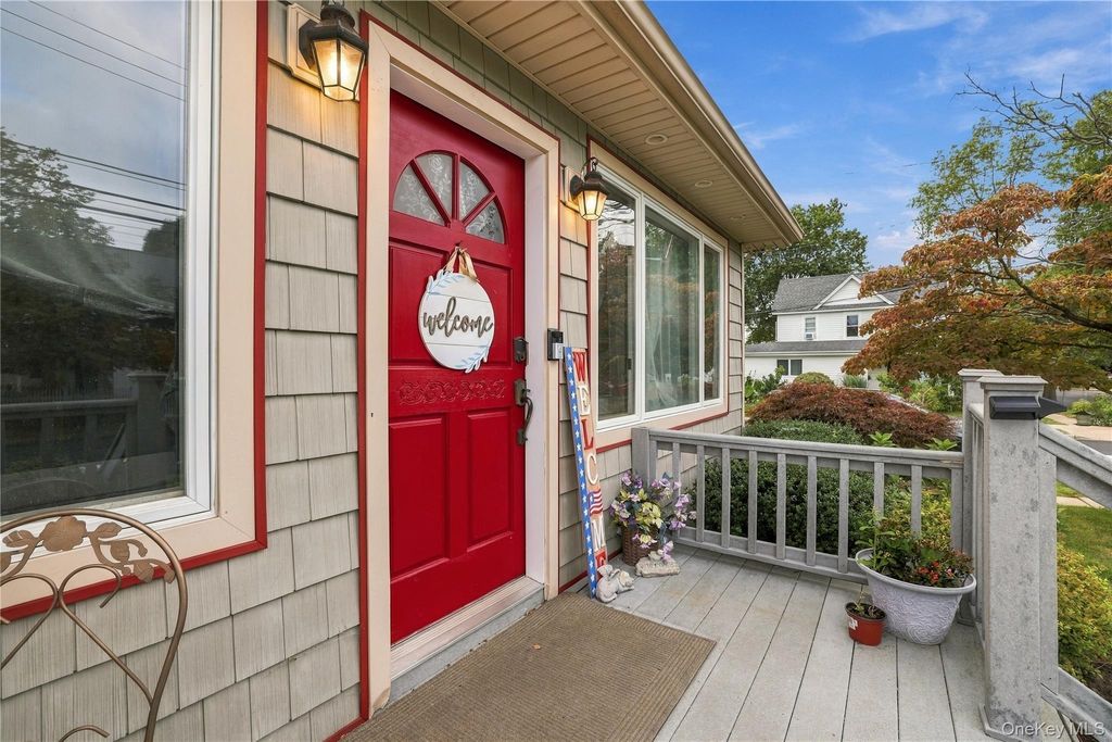 471 Pearl Street, Oceanside, NY 11572 — photo 3
