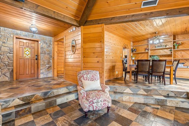 502 Western Hills Trail, Granbury, TX 76049
