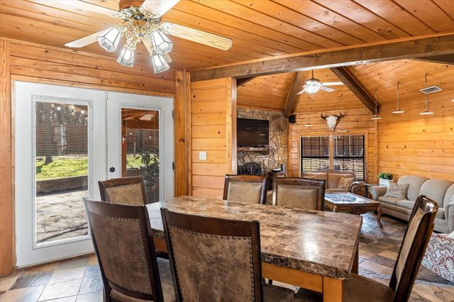 502 Western Hills Trail, Granbury, TX 76049