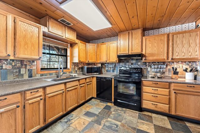 502 Western Hills Trail, Granbury, TX 76049