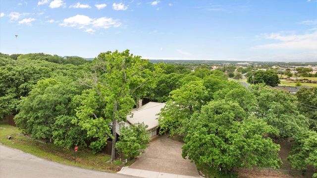 502 Western Hills Trail, Granbury, TX 76049