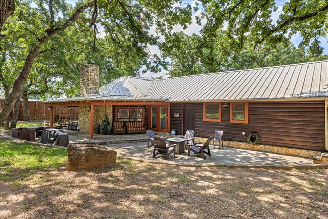 502 Western Hills Trail, Granbury, TX 76049