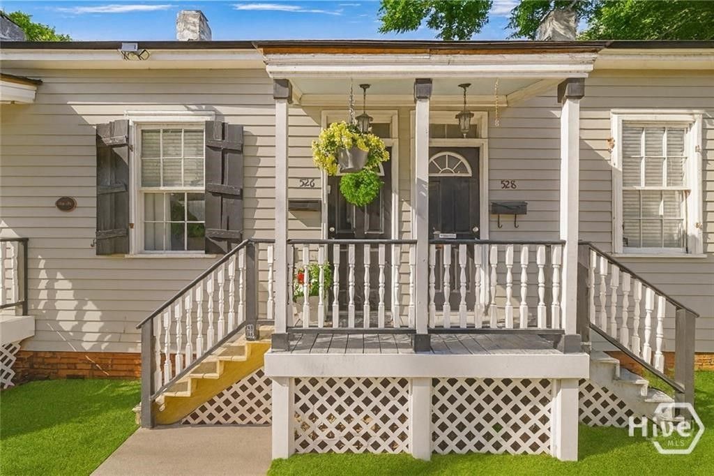 526 E Gwinnett Lane 4, Savannah, GA 31401