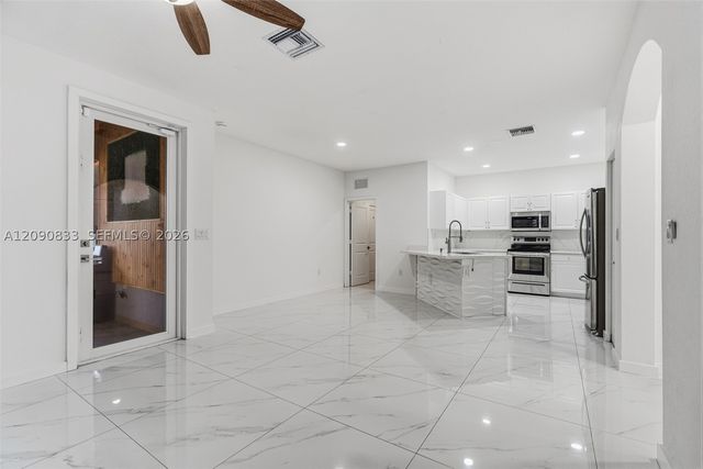 24423 SW 118th Ave, Homestead, FL 33032