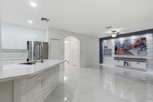 24423 SW 118th Ave, Homestead, FL 33032