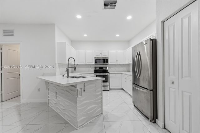 24423 SW 118th Ave, Homestead, FL 33032