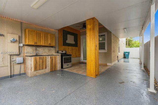 24423 SW 118th Ave, Homestead, FL 33032