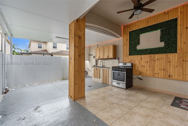 24423 SW 118th Ave, Homestead, FL 33032