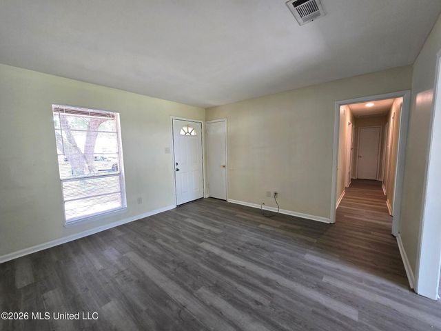 2605 W Samuel Street, Gulfport, MS 39503