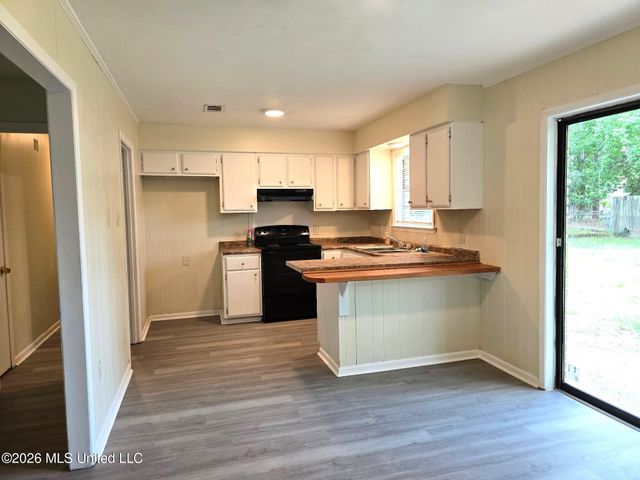 2605 W Samuel Street, Gulfport, MS 39503