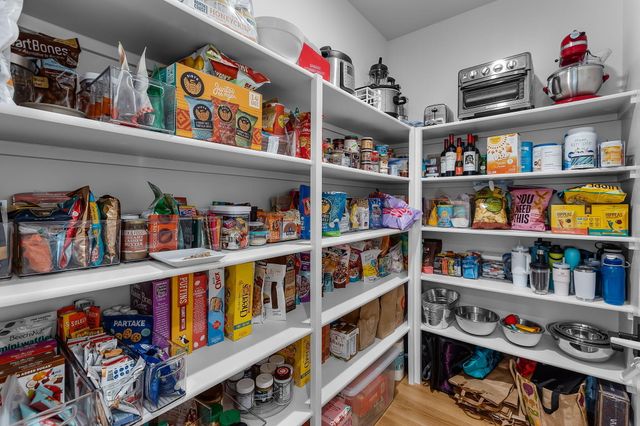 19201 NW Mt Shasta Drive, Bend, OR 97703